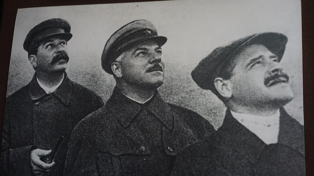 How did joseph stalin maintain control in the soviet union?